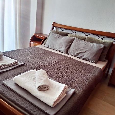 Argyri'S Peraia Apartment Bagian luar foto