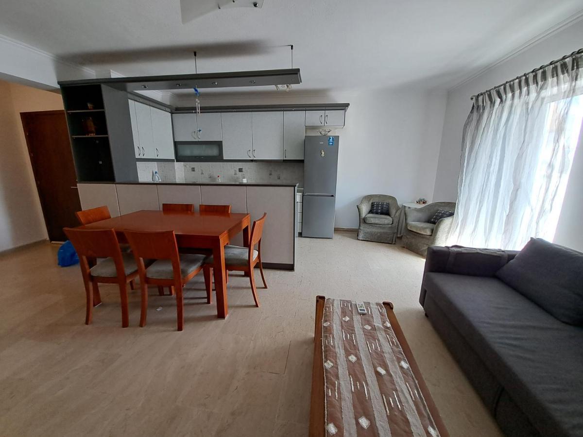 Argyri'S Peraia Apartment Bagian luar foto